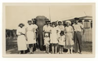 Doreen Wendt-Weir Photos: Doreen (white hat) in front of Dad at the farm in Buccan, when the Circus came to town